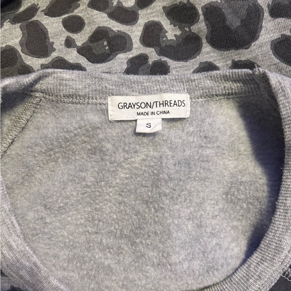 Target (Grayson/Threads) Animal Print Shirt - Picture 3 of 3